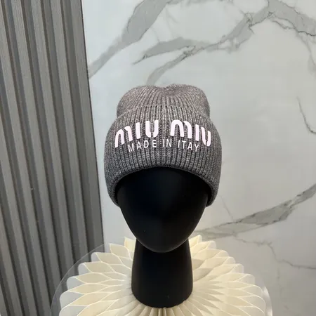 ミュウミュウ 帽子