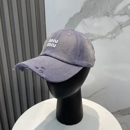 ミュウミュウ 帽子