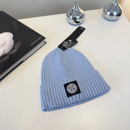 ヴァレンティノ 帽子