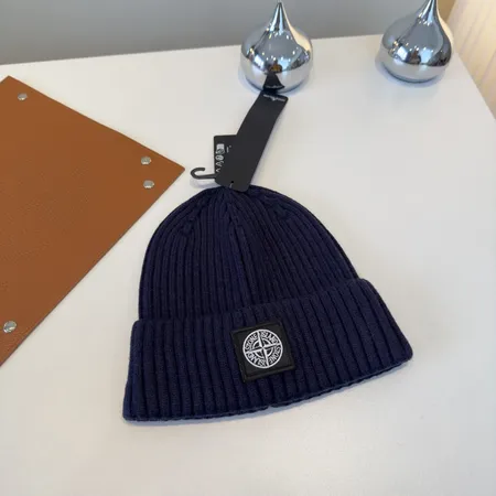 ヴァレンティノ 帽子