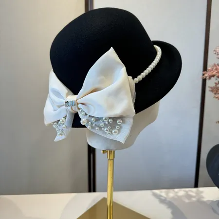 ミュウミュウ 帽子