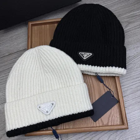 プラダ 帽子