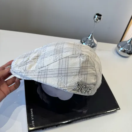 ディオール 帽子