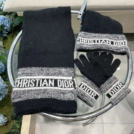 ディオール 帽子