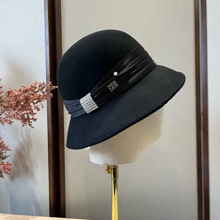 ディオール 帽子