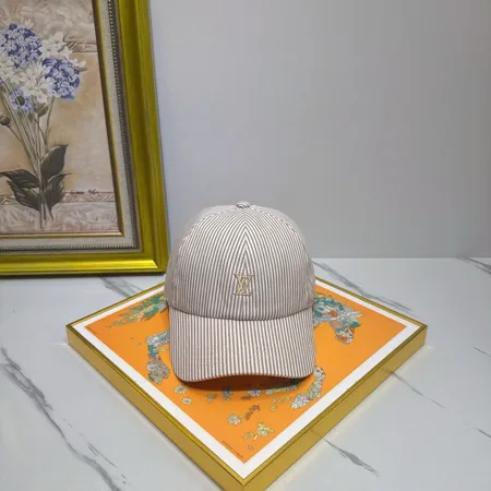 ルイヴィトン 帽子
