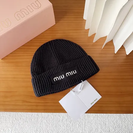 ミュウミュウ 帽子