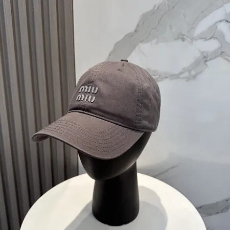 ミュウミュウ 帽子