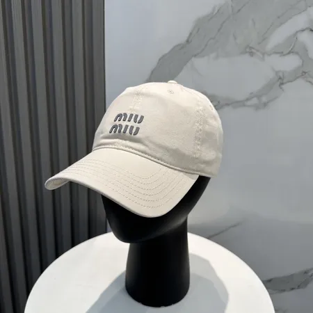 ミュウミュウ 帽子