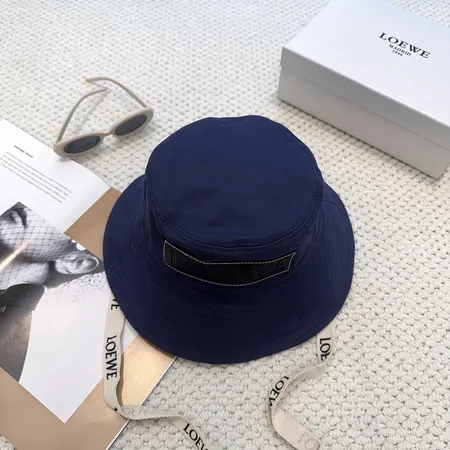 ロエベ 帽子
