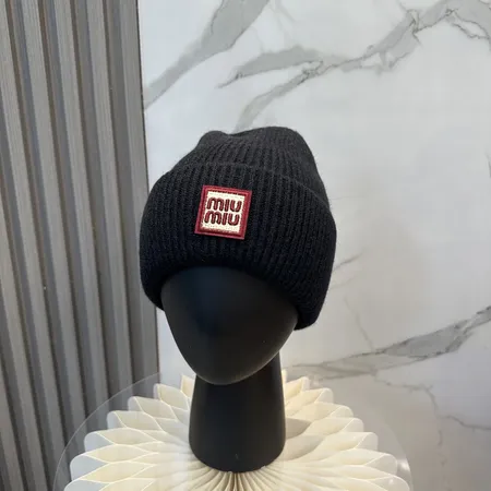 ミュウミュウ 帽子
