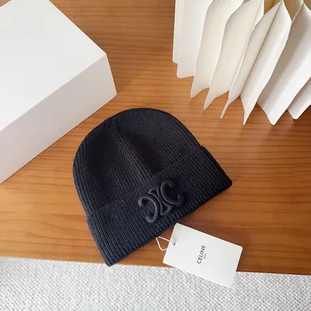 セリーヌ 帽子