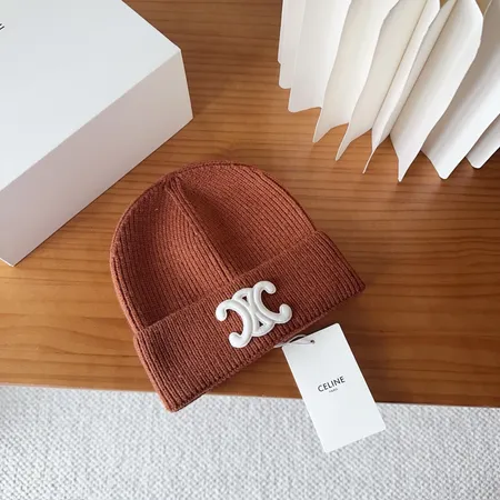セリーヌ 帽子