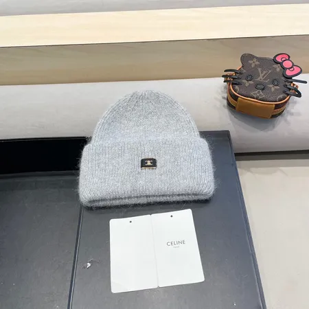 セリーヌ 帽子