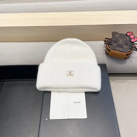 セリーヌ 帽子