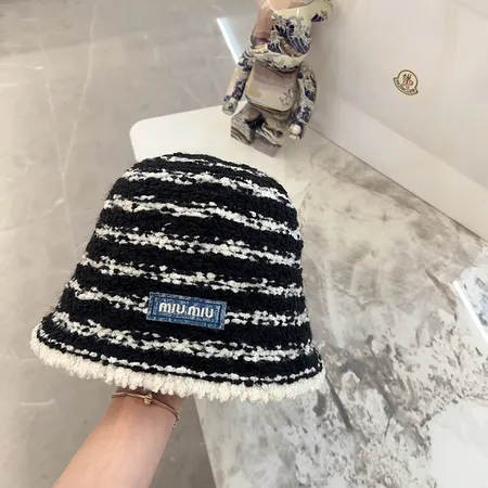 ミュウミュウ 帽子