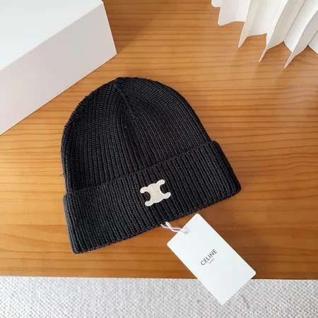 セリーヌ 帽子