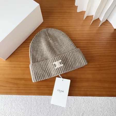 セリーヌ 帽子