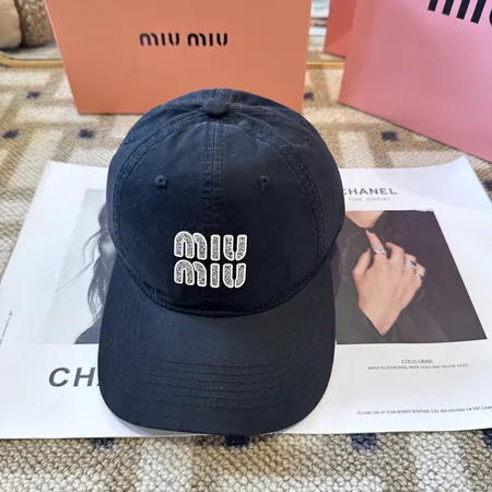 ミュウミュウ 帽子