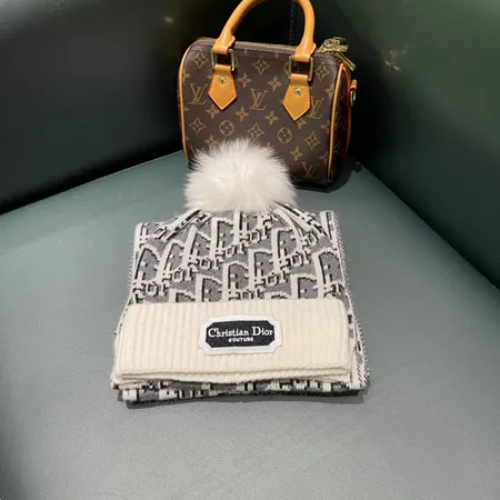 ディオール 帽子