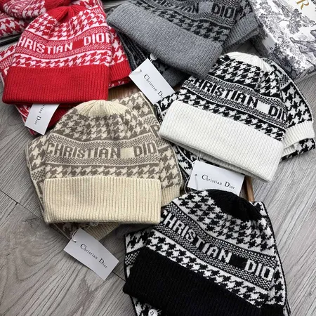 ディオール 帽子