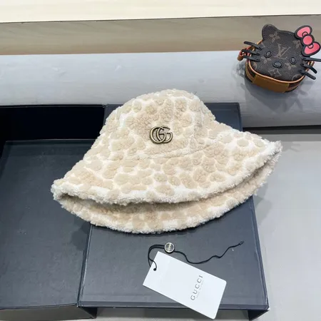 ルイヴィトン 帽子