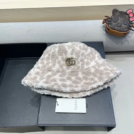 ルイヴィトン 帽子