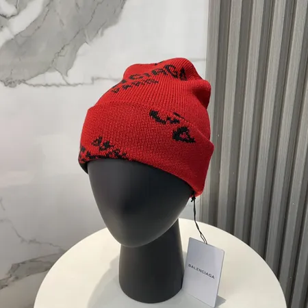 バレンシアガ 帽子