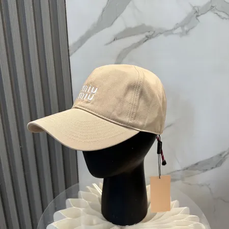 ミュウミュウ 帽子