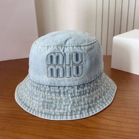 ミュウミュウ 帽子