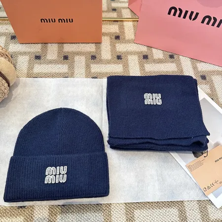 ミュウミュウ 帽子