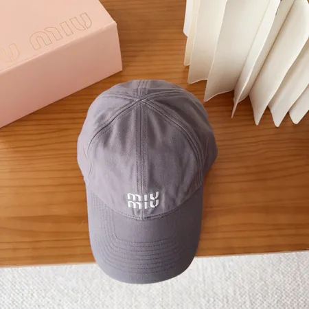 ミュウミュウ 帽子