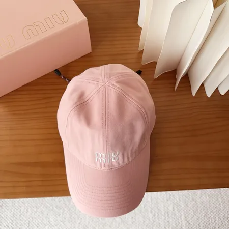 ミュウミュウ 帽子