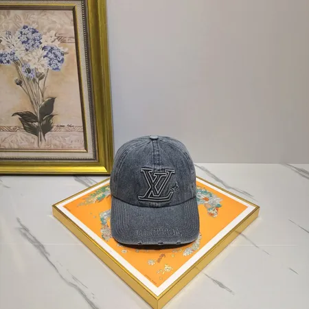 ルイヴィトン 帽子