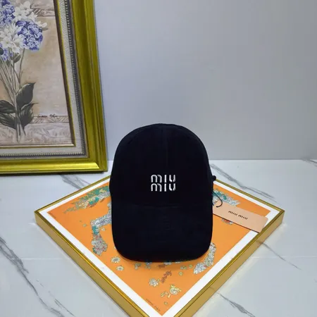 ミュウミュウ 帽子