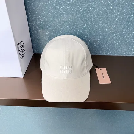 ミュウミュウ 帽子