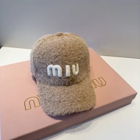 ミュウミュウ 帽子