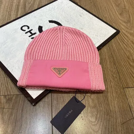 プラダ 帽子