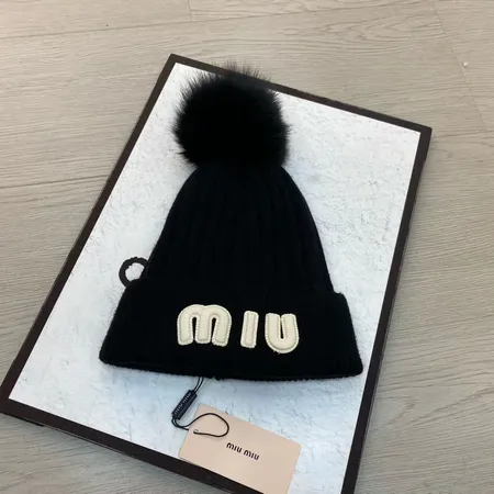 ミュウミュウ 帽子