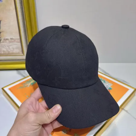 ルイヴィトン 帽子