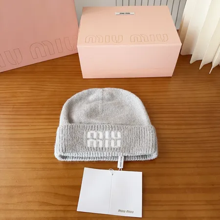 ミュウミュウ 帽子
