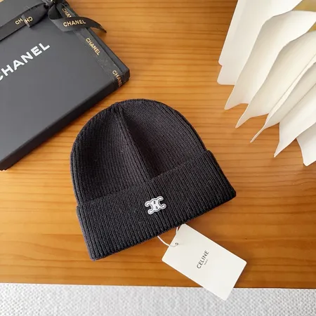 セリーヌ 帽子