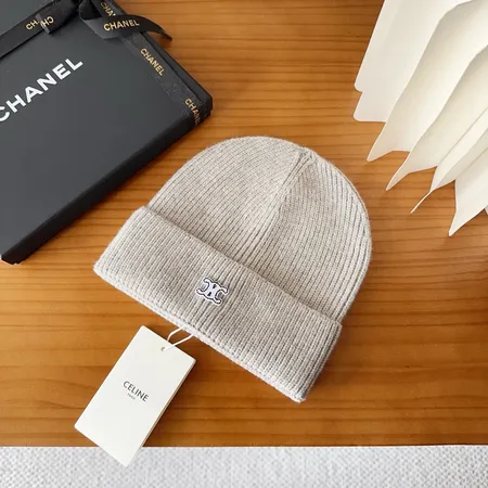 セリーヌ 帽子