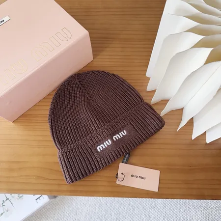 ミュウミュウ 帽子