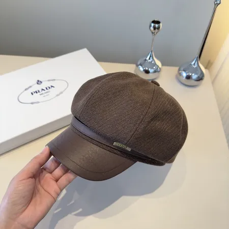 プラダ 帽子