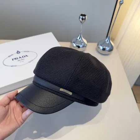 プラダ 帽子