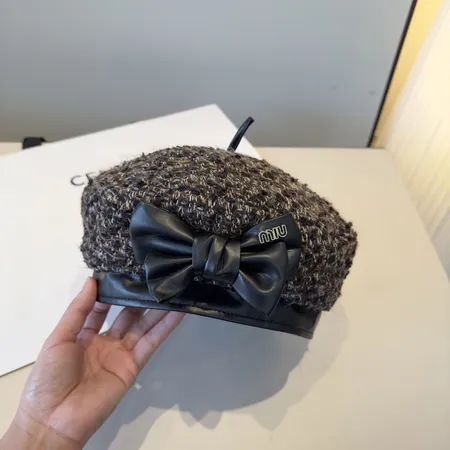 ミュウミュウ 帽子