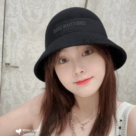ディオール 帽子