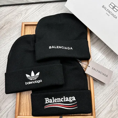 バレンシアガ 帽子