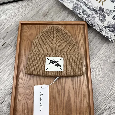 ディオール 帽子
